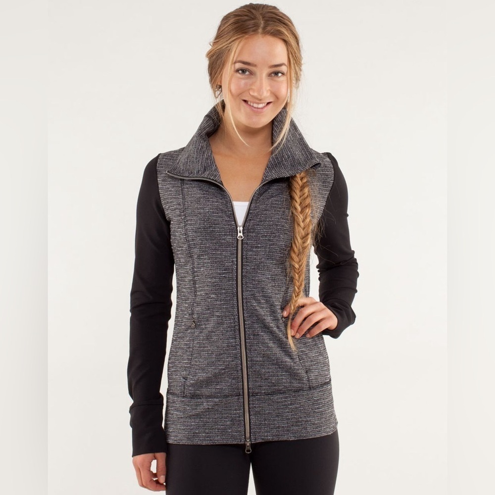 Lululemon Daily Yoga Jacket Sz 4 In Coco Pique Black / Black size 6